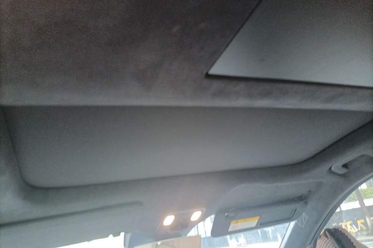 Used ONVO Luxeed L90 2025 Model Max Six-Seater 60-degree Battery Edition Headliner