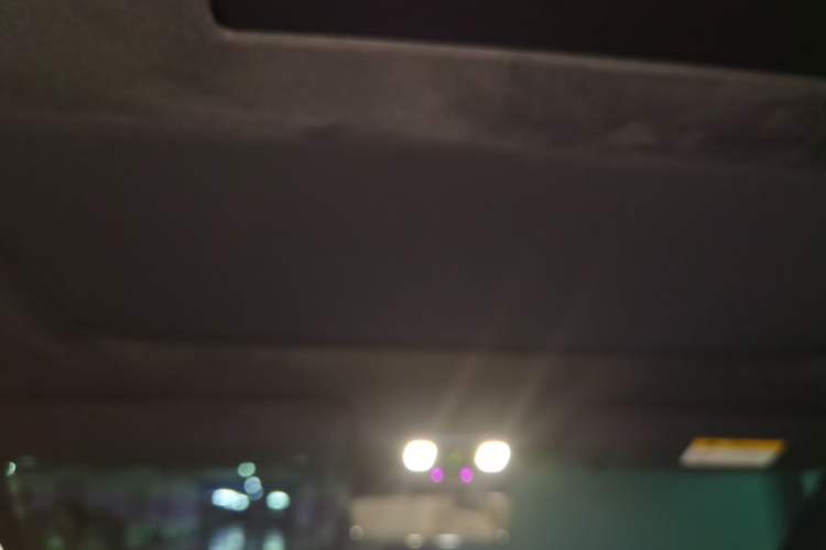 Used ONVO Luxeed L90 2025 Model—Black Knight Special Edition—Six-Seater Headliner