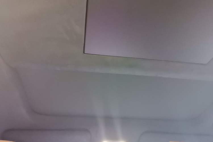 Used ONVO Luxeed L90 2025 Model—Ultra Six-Seater Version Headliner