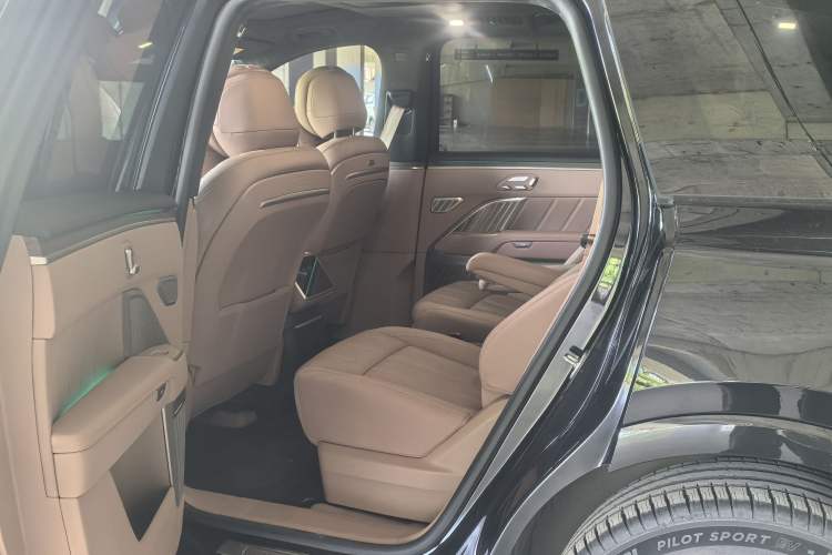 Used ONVO Luxeed L90 2025 Model—Ultra Six-Seater Version Interior 1