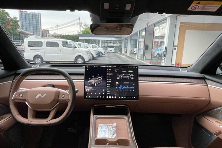 Used ONVO Luxeed L90 2025 Model—Max Seven-Seater Version Interior 11