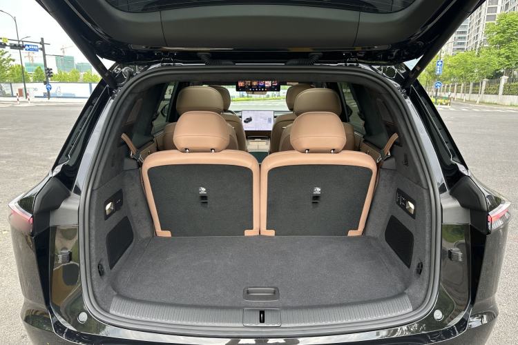 Used ONVO Luxeed L90 2025 Model Max Six-Seater 60-degree Battery Edition Interior 12