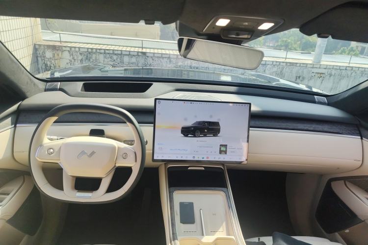 Used ONVO Luxeed L90 2025 Model—Ultra Six-Seater Version Interior 2