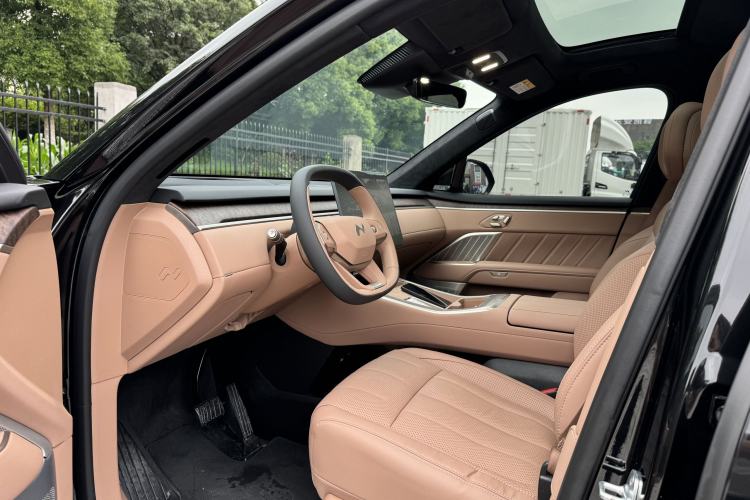 Used ONVO Luxeed L90 2025 Model Max Six-Seater 60-degree Battery Edition Interior 2