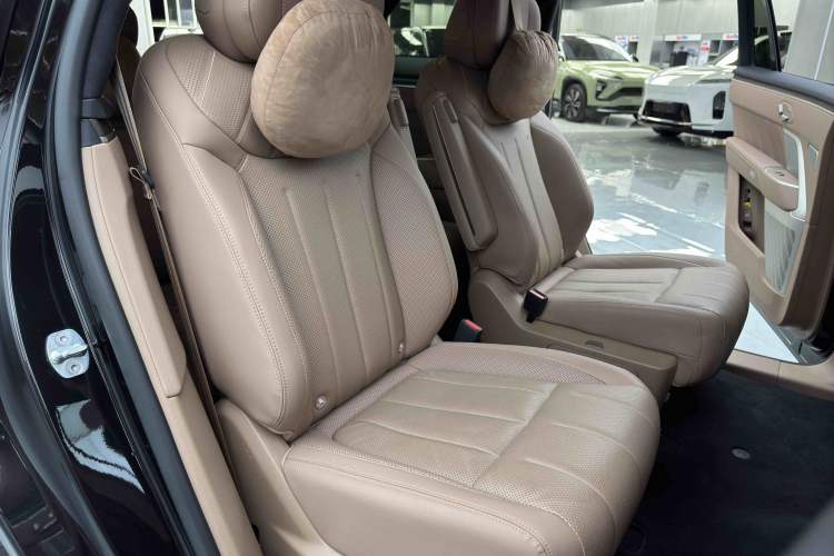 Used ONVO Luxeed L90 2025 Model—Max Six-Seater Version Interior 3