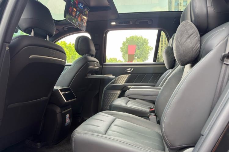 Used ONVO Luxeed L90 2025 Model—Max Six-Seater Version Interior 3