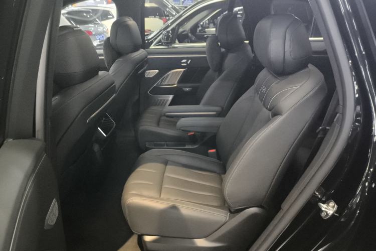 Used ONVO Luxeed L90 2025 Model—Max Six-Seater Version Interior 4