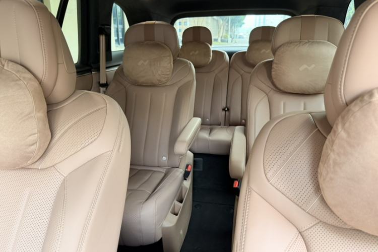 Used ONVO Luxeed L90 2025 Model—Max Six-Seater Version Interior 6