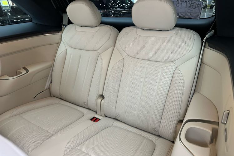 Used ONVO Luxeed L90 2025 Model—Ultra Six-Seater Version Interior 7