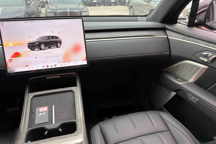 Used ONVO Luxeed L90 2025 Model—Pro Six-Seater Version Interior 7
