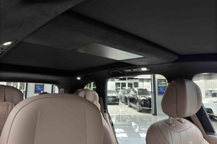 Used ONVO Luxeed L90 2025 Model—Max Six-Seater Version Interior 9