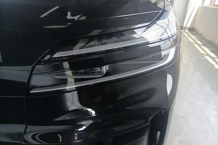 Used ONVO Luxeed L90 2025 Model—Ultra Six-Seater Version Left Front Headlight