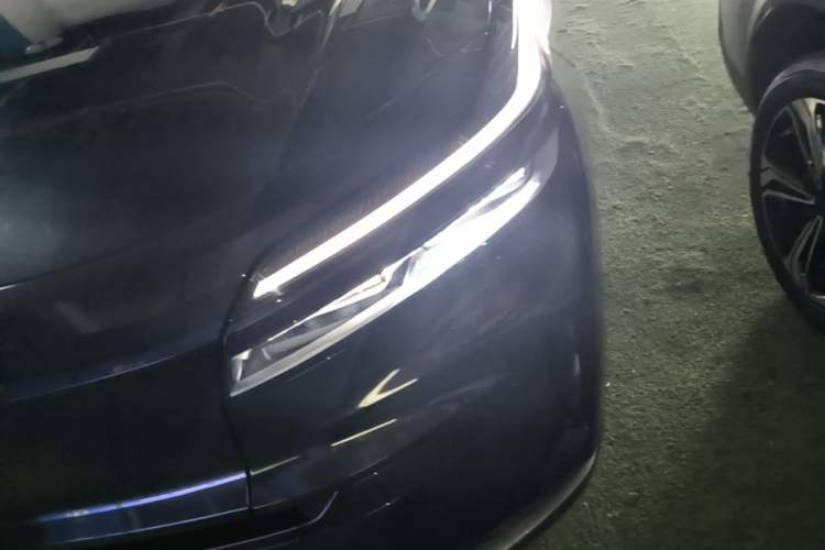 Used ONVO Luxeed L90 2025 Model—Max Six-Seater Version Left Front Headlight