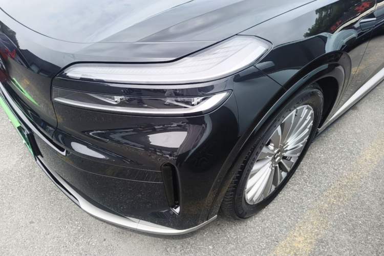 Used ONVO Luxeed L90 2025 Model—Ultra Six-Seater Version Left Front Headlight