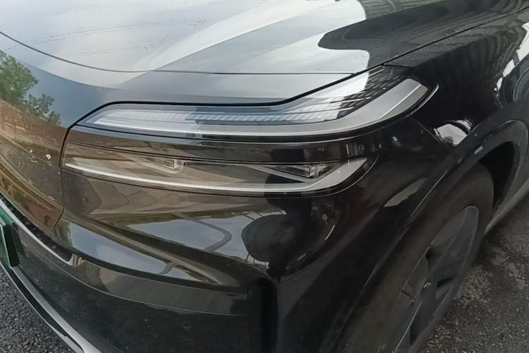 Used ONVO Luxeed L90 2025 Model—Ultra Six-Seater Version Left Front Headlight