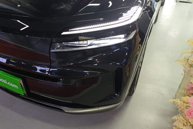 Used ONVO Luxeed L90 2025 Model—Max Six-Seater Version Left Front Headlight