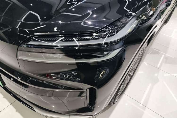 Used ONVO Luxeed L90 2025 Model—Max Six-Seater Version Left Front Headlight