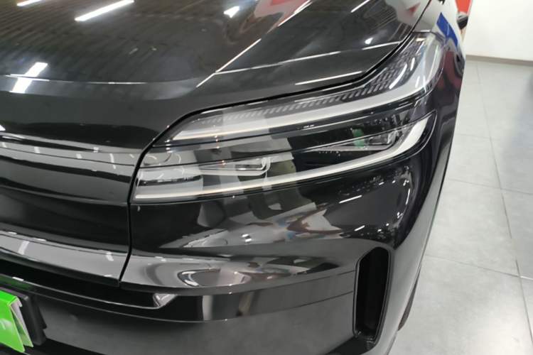 Used ONVO Luxeed L90 2025 Model—Ultra Six-Seater Version Left Front Headlight
