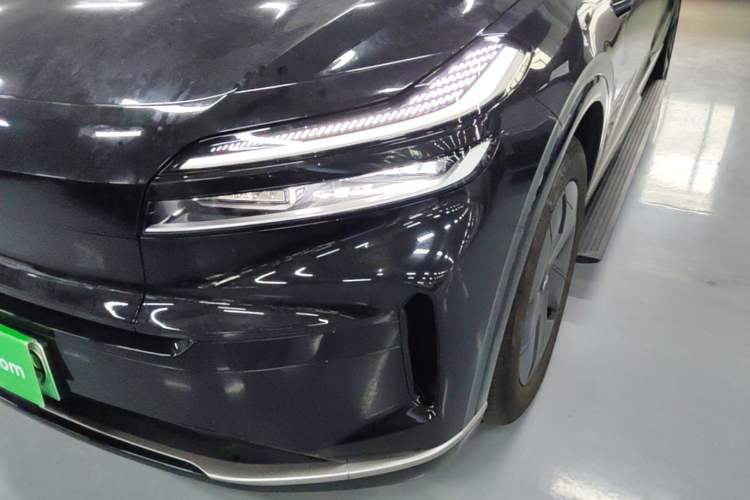 Used ONVO Luxeed L90 2025 Model—Max Six-Seater Version Left Front Headlight