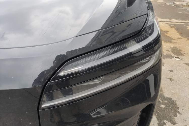 Used ONVO Luxeed L90 2025 Model—Ultra Six-Seater Version Left Front Headlight