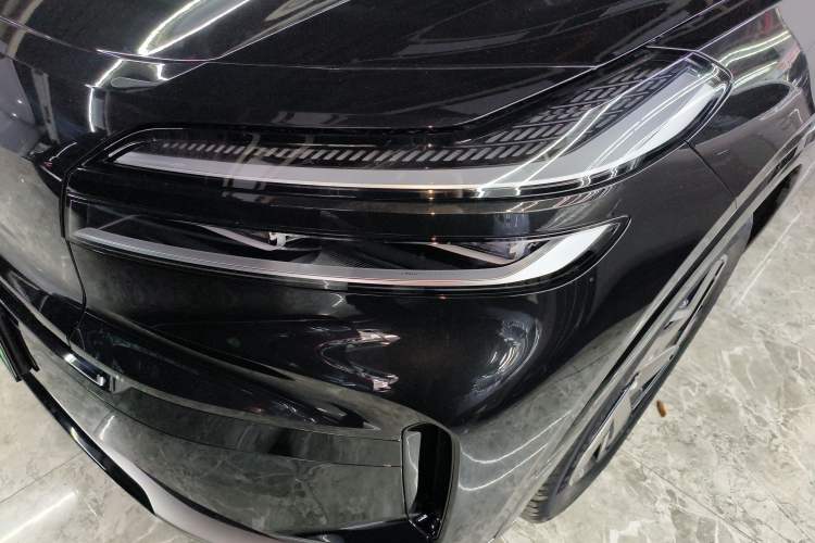 Used ONVO Luxeed L90 2025 Model—Max Six-Seater Version Left Front Headlight