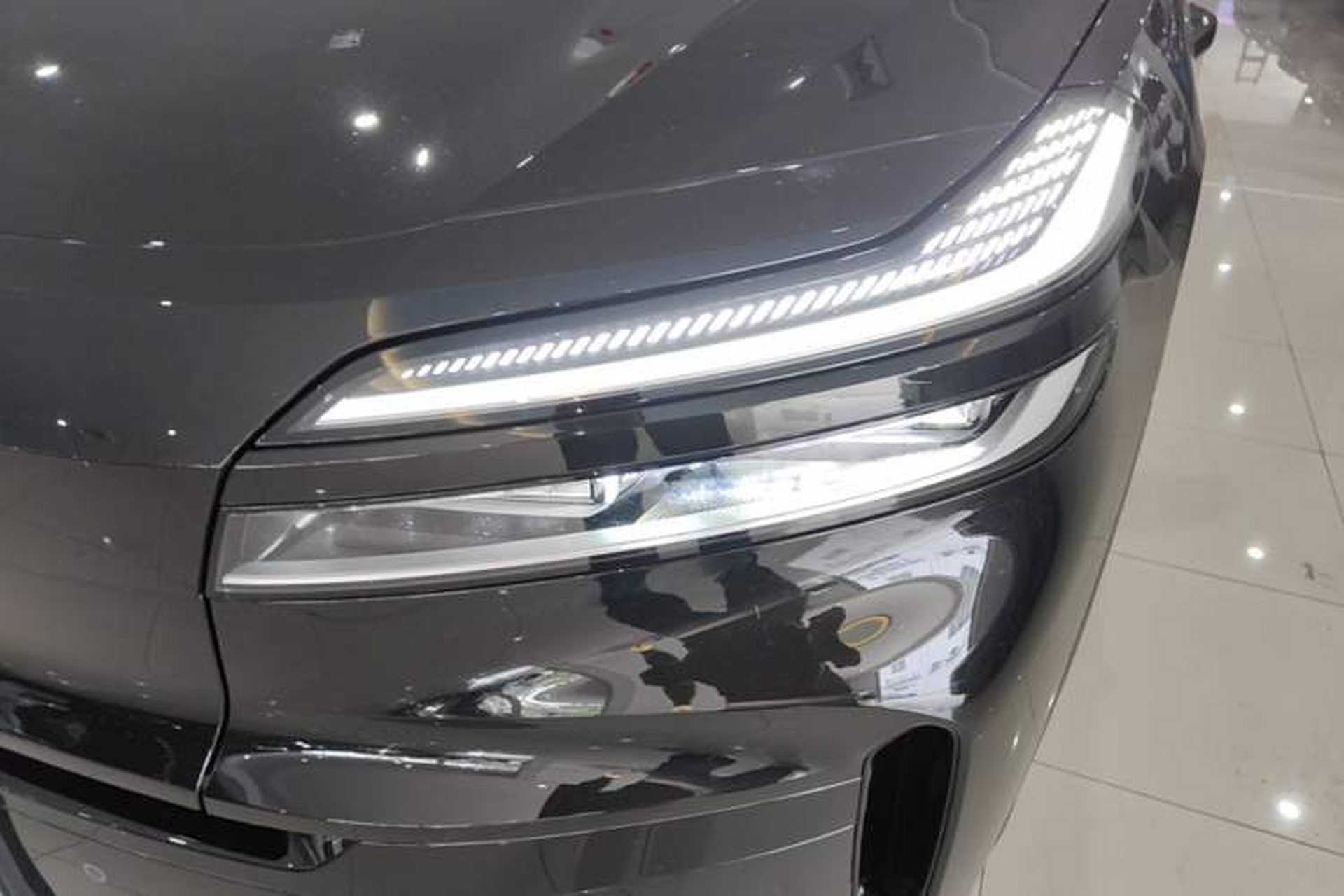 Used ONVO Luxeed L90 2025 Model—Ultra Six-Seater Version Left Front Headlight