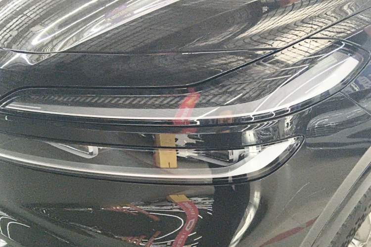 Used ONVO Luxeed L90 2025 Model—Ultra Six-Seater Version Left Front Headlight