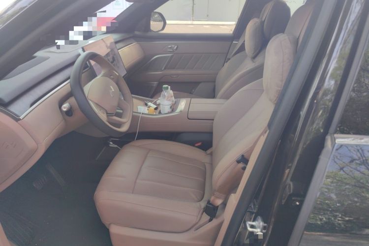 Used ONVO Luxeed L90 2025 Model—Max Six-Seater Version Left Front Seat
