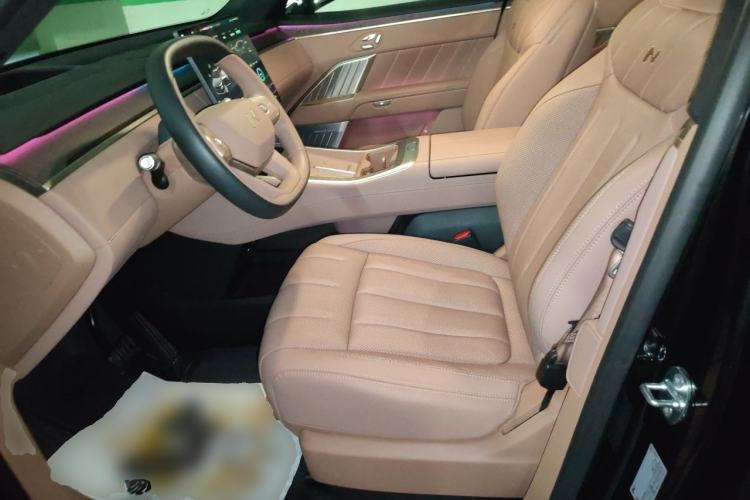 Used ONVO Luxeed L90 2025 Model—Max Six-Seater Version Left Front Seat
