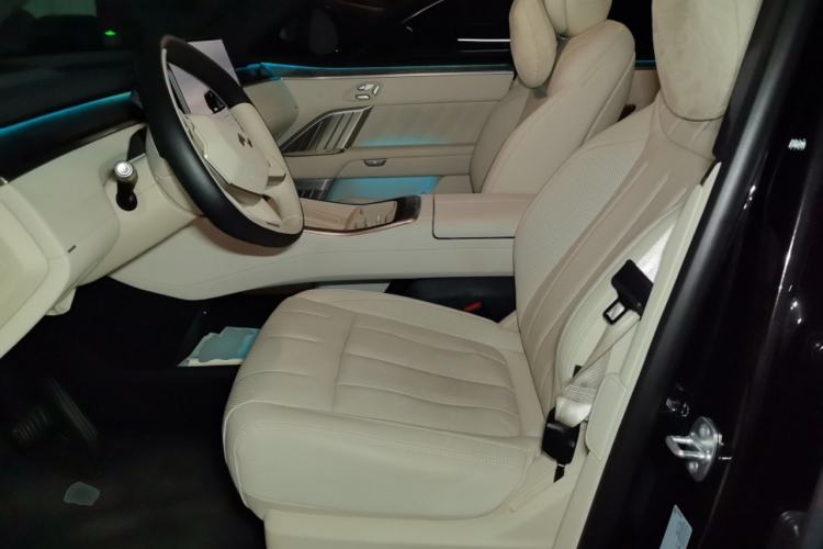 Used ONVO Luxeed L90 2025 Model—Max Six-Seater Version Left Front Seat