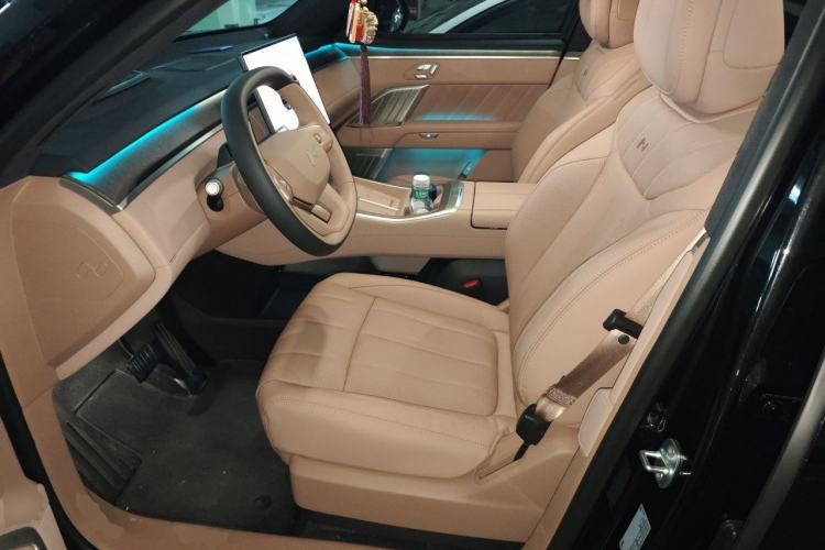 Used ONVO Luxeed L90 2025 Model—Max Six-Seater Version Left Front Seat