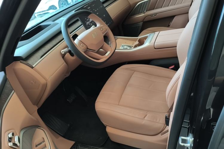 Used ONVO Luxeed L90 2025 Model Max Six-Seater 60-degree Battery Edition Left Front Seat