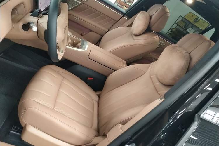 Used ONVO Luxeed L90 2025 Model—Ultra Six-Seater Version Left Front Seat