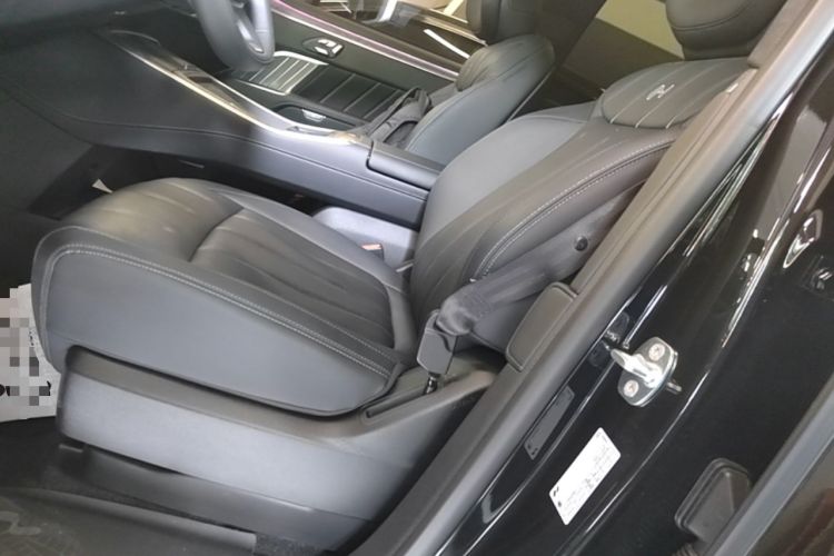 Used ONVO Luxeed L90 2025 Model—Ultra Six-Seater Version Left Front Seat