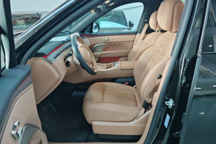Used ONVO Luxeed L90 2025 Model—Max Six-Seater Version Left Front Seat