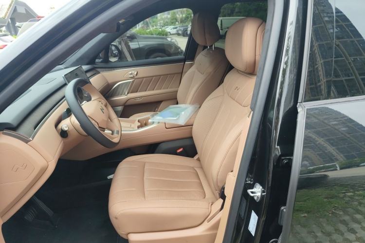 Used ONVO Luxeed L90 2025 Model—Ultra Six-Seater Version Left Front Seat