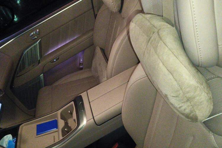 Used ONVO Luxeed L90 2025 Model—Max Six-Seater Version Left Front Seat