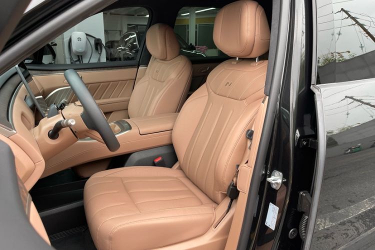 Used ONVO Luxeed L90 2025 Model—Max Seven-Seater Version Left Front Seat