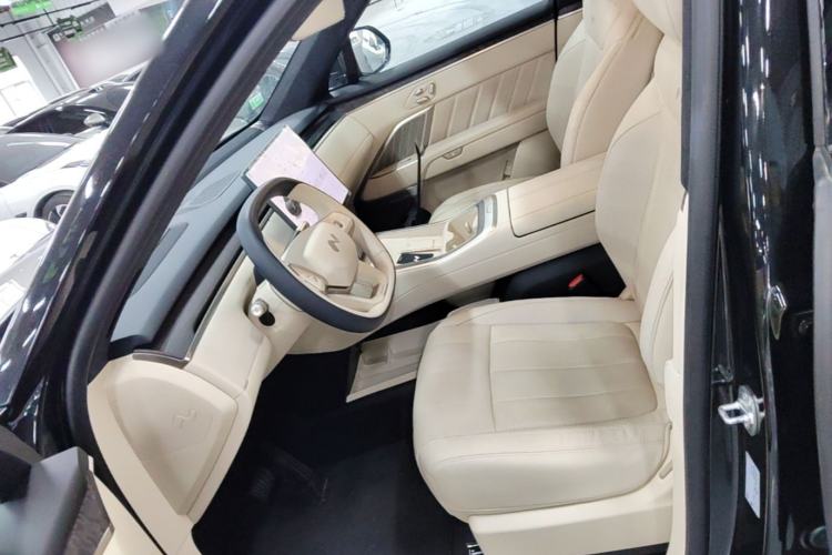 Used ONVO Luxeed L90 2025 Model—Max Six-Seater Version Left Front Seat