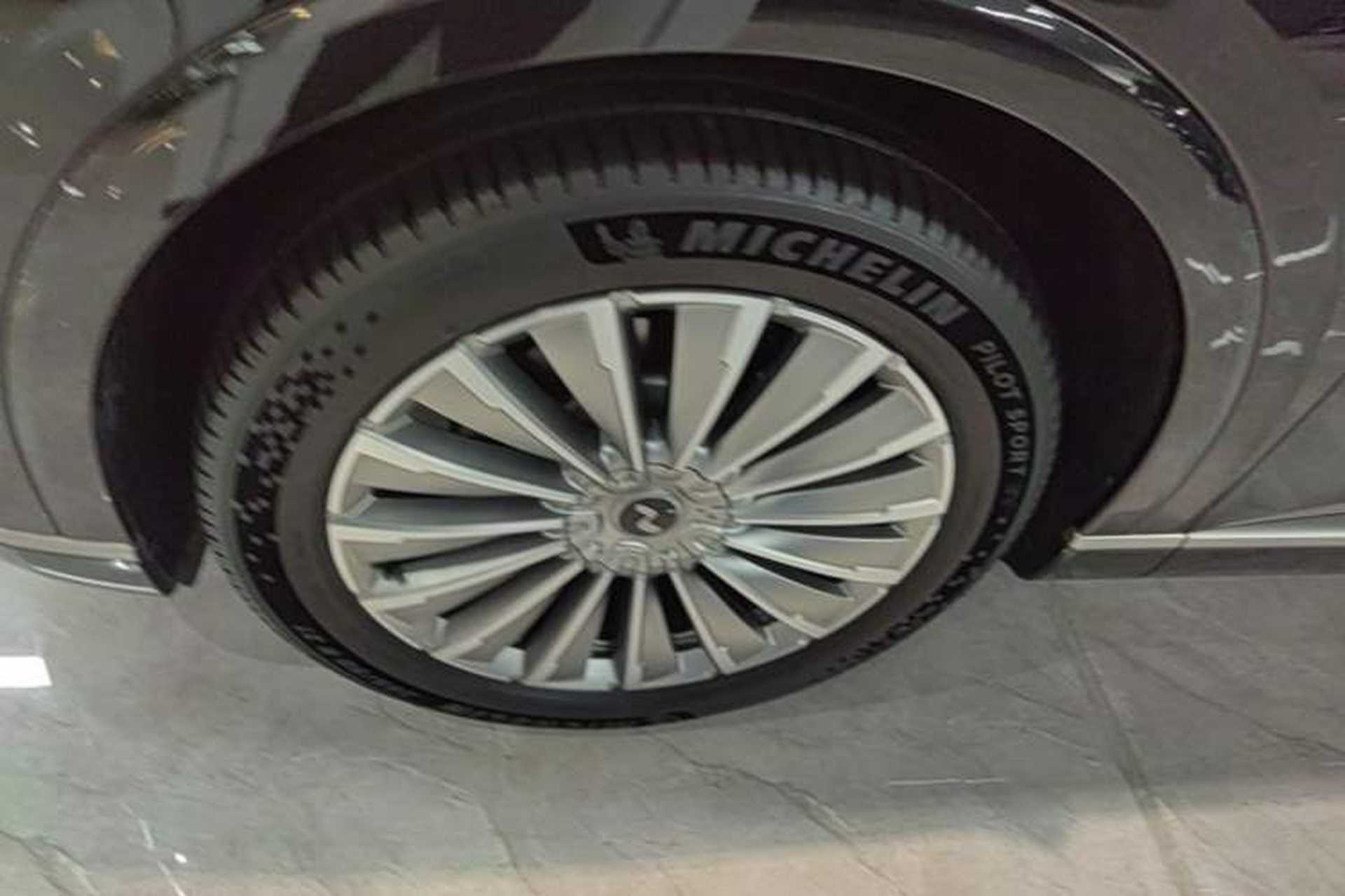 Used ONVO Luxeed L90 2025 Model—Ultra Six-Seater Version Left Front Wheel Hub