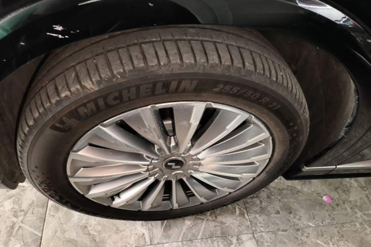 Used ONVO Luxeed L90 2025 Model—Ultra Six-Seater Version Left Front Wheel Hub