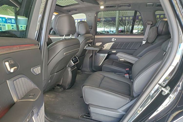 Used ONVO Luxeed L90 2025 Model—Max Six-Seater Version Left Rear Seat