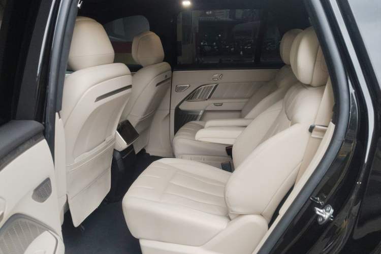Used ONVO Luxeed L90 2025 Model—Pro Six-Seater Version Left Rear Seat