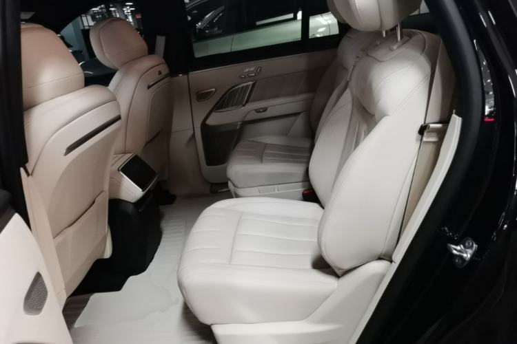 Used ONVO Luxeed L90 2025 Model Ultra Six-Seater 60-degree Battery Edition Left Rear Seat