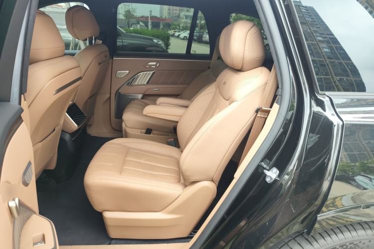 Used ONVO Luxeed L90 2025 Model—Ultra Six-Seater Version Left Rear Seat