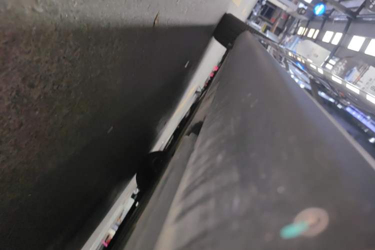 Used ONVO Luxeed L90 2025 Model—Ultra Six-Seater Version Left Side Sill