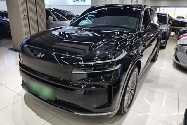Used ONVO Luxeed L90 2025 Model—Max Six-Seater Version