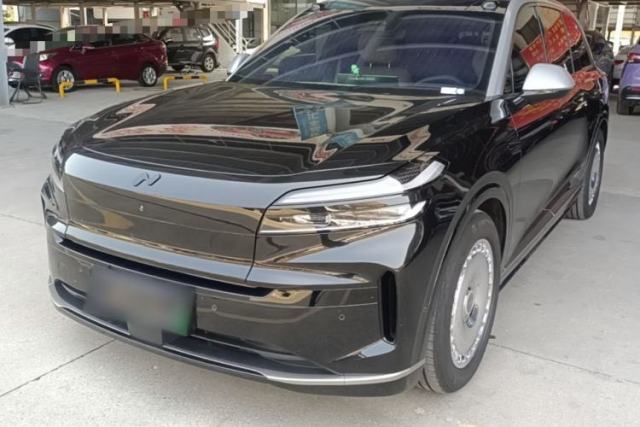 Used ONVO Luxeed L90 2025 Model—Max Six-Seater Version