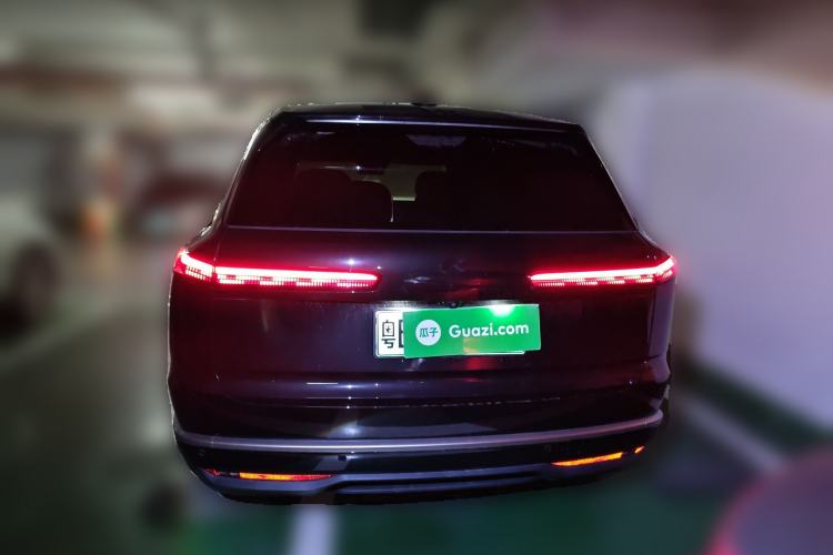 Used ONVO Luxeed L90 2025 Model—Ultra Six-Seater Version Rear