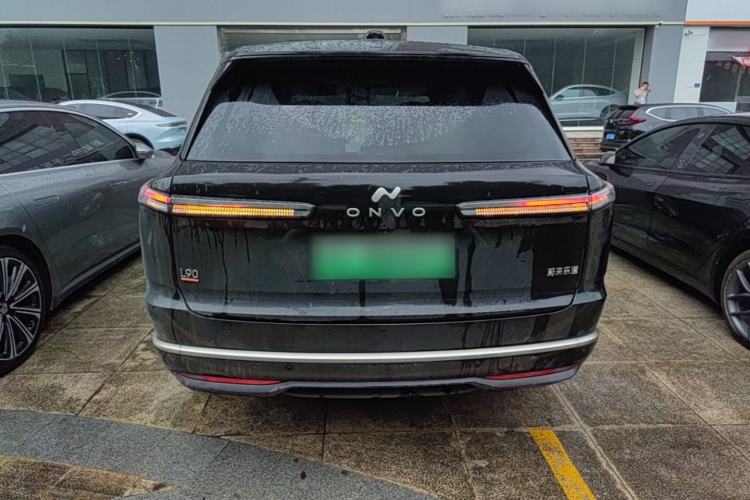 Used ONVO Luxeed L90 2025 Model—Ultra Six-Seater Version Rear